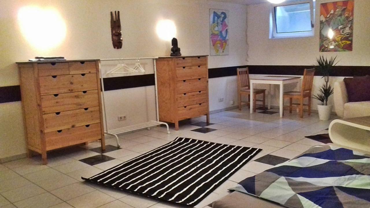White House 'Privatzimmer' Mannheim Zewnętrze zdjęcie