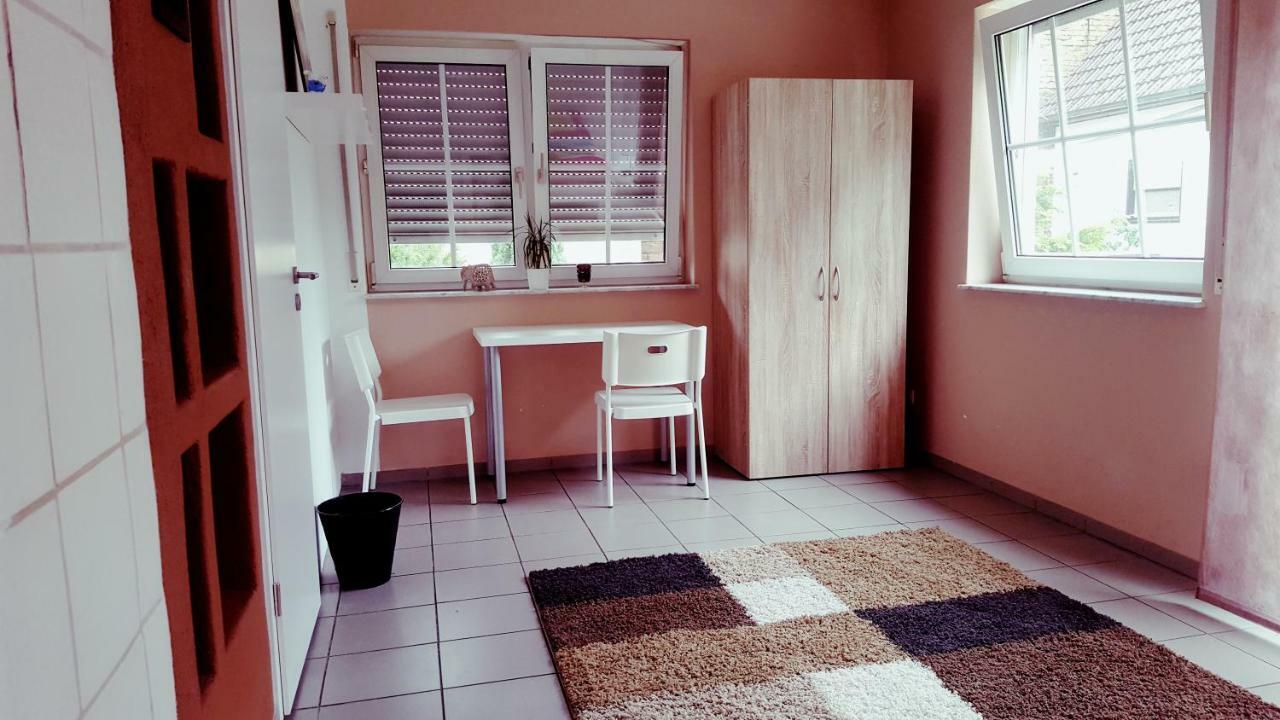 White House 'Privatzimmer' Mannheim Zewnętrze zdjęcie