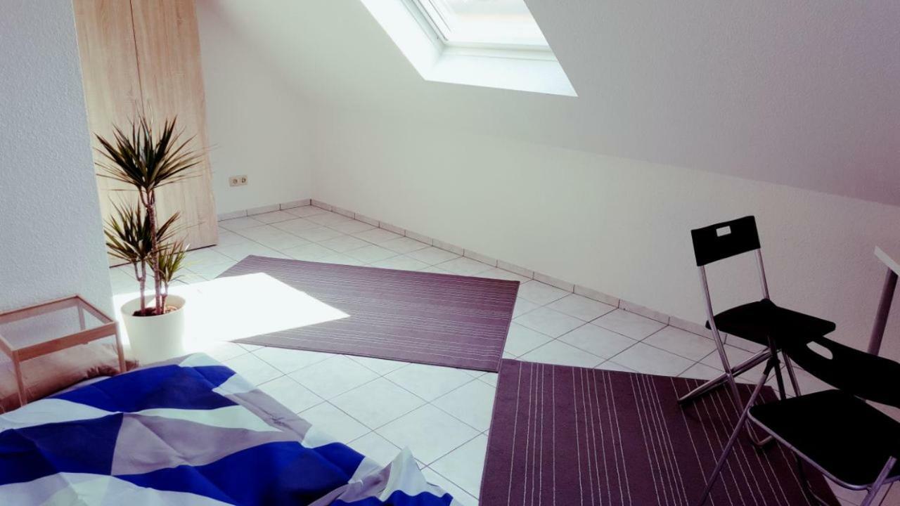 White House 'Privatzimmer' Mannheim Zewnętrze zdjęcie